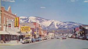 Main Street Steamboat Springs, CO | F.M. Light and Sons | Wester Wear for Over 100 Years | Ski Area