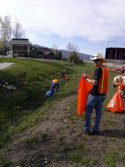 Steamboat road cleanup crew from F.M. Light